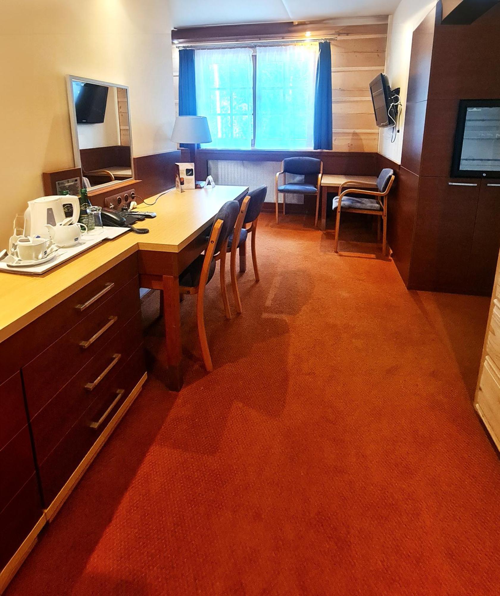 Hotel 365 كيلتشي المظهر الخارجي الصورة